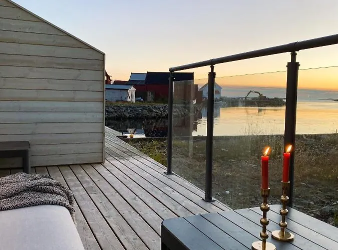 New Akrahamn Coast House 公寓