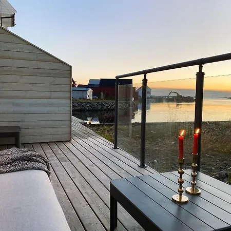 New Akrahamn Coast House Apartment